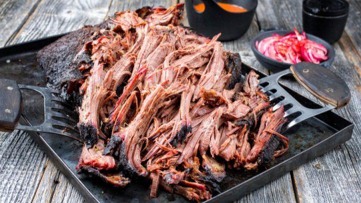 Country Style Smoked Pulled Pork - Captain Hook's Smokehouse, Thailand | The Best Smoked Food in Town